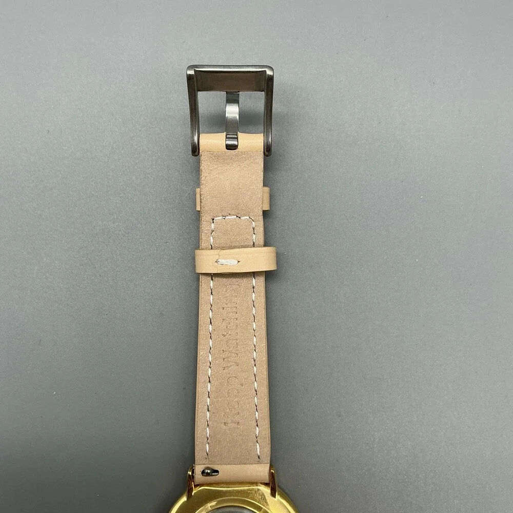Womens Watch 33mm Brown Bear Dial Gold Tone Beige Leather Strap New Battery
